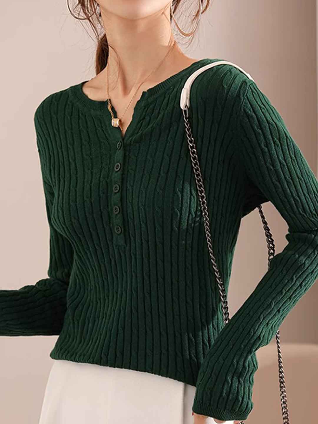 Bella Classic V-Neck Solid Color Knitted Sweater